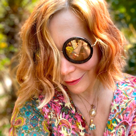 Meet your Posher, Elisabet - Picture 1 of 1